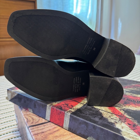 SILENT D NAYDO HEELED ANKLE BOOTS - Picture 2 of 6